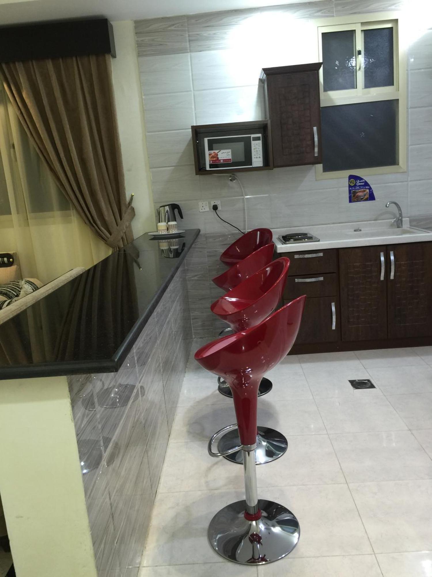 Noor Amal Apartments Serviced Riyadh Bilik gambar